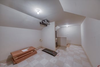 502 Quaker Dell Ln, Cary, NC 27519