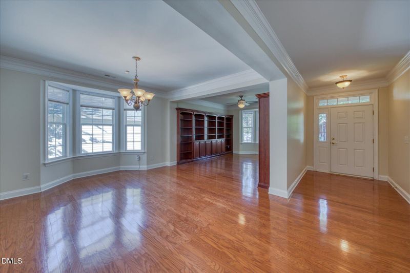 502 Quaker Dell Ln, Cary, NC 27519