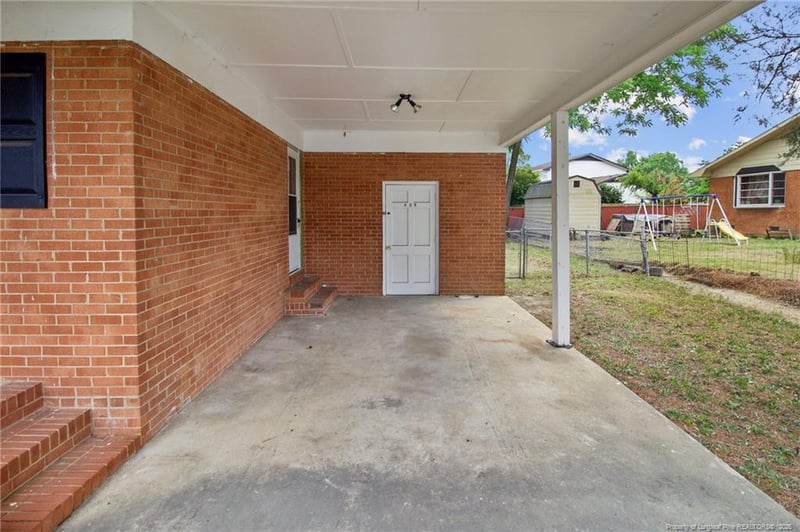 502 Santa Fe Dr, Fayetteville, NC 28303