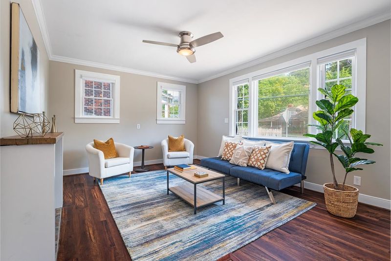 502 S Third St, Mebane, NC 27302