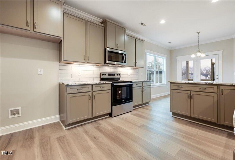 502 Valentine Ct, Graham, NC 27253