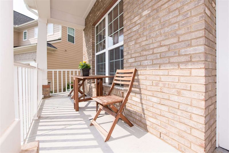 5020 Blue Jack Oak Dr, Cary, NC 27519