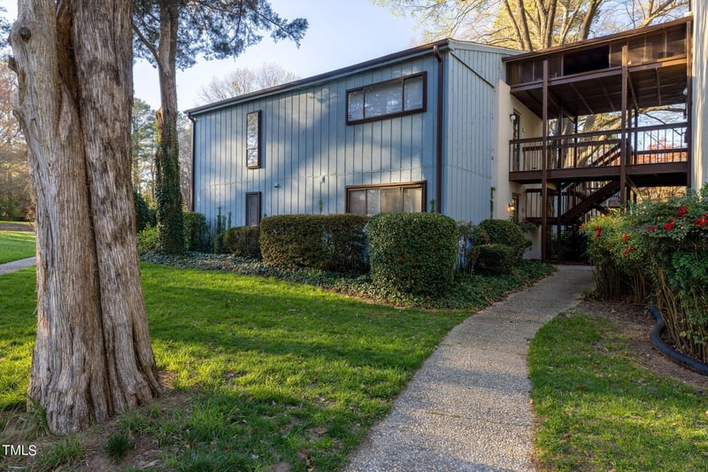 5020 Flint Ridge Pl, Raleigh, NC 27609