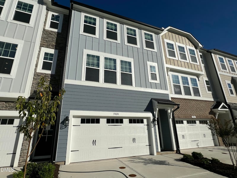5020 Jowett's Walk Dr #21, Cary, NC 27519