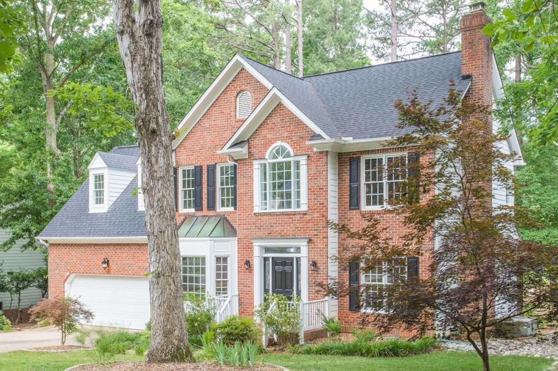 5020 Kinderston Dr, Holly Springs, NC 27540