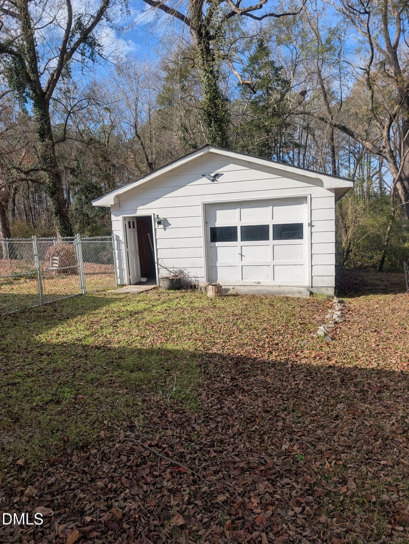 5020 Oakdale Rd, Wilson, NC 27893