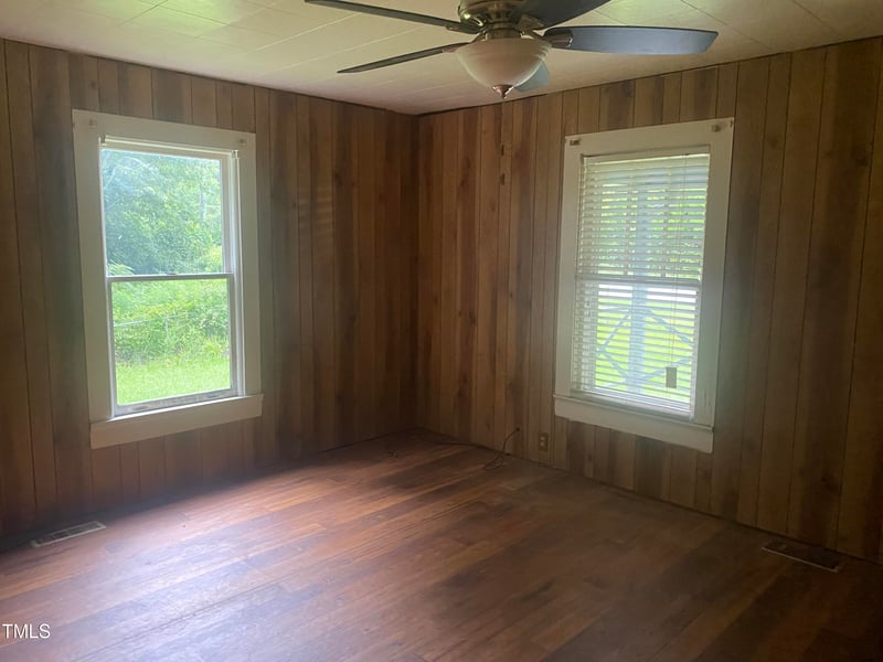 5020 Old Us 1, New Hill, NC 27562