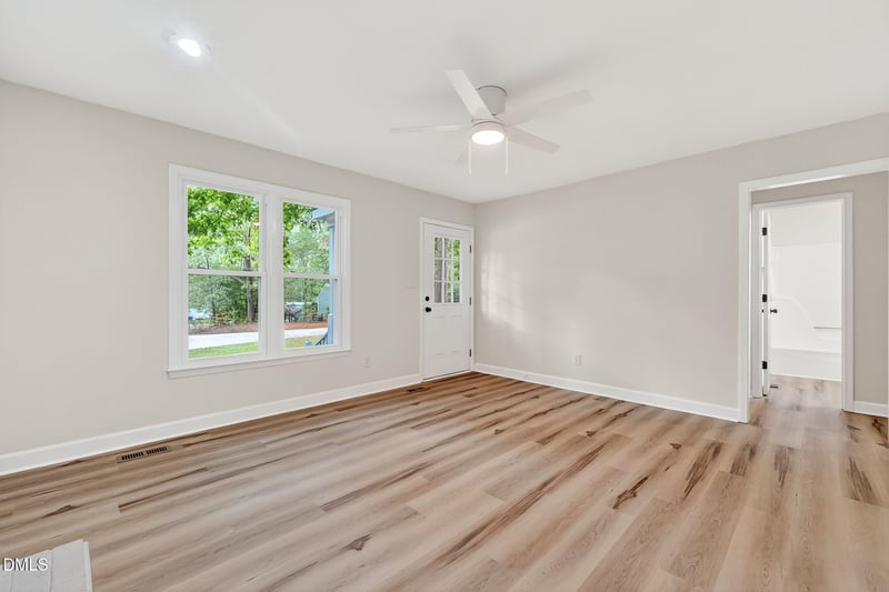 5020 Walton Hill Rd, Knightdale, NC 27545
