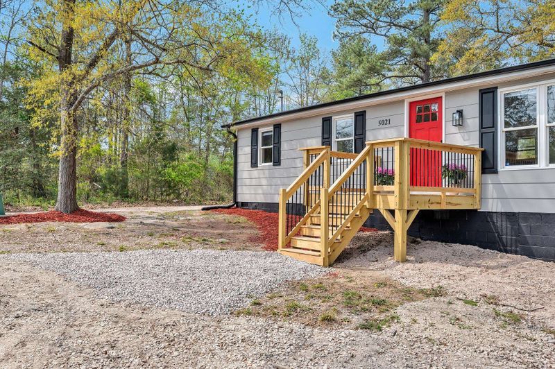 5021 Hartsfield Dr, Wake Forest, NC 27587