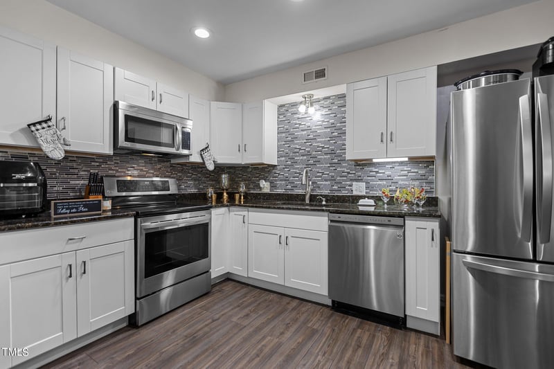 5022 Flint Ridge Pl #5022, Raleigh, NC 27609