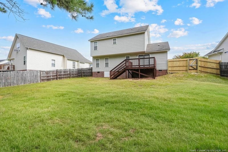 5022 Thackeray Dr, Fayetteville, NC 28306