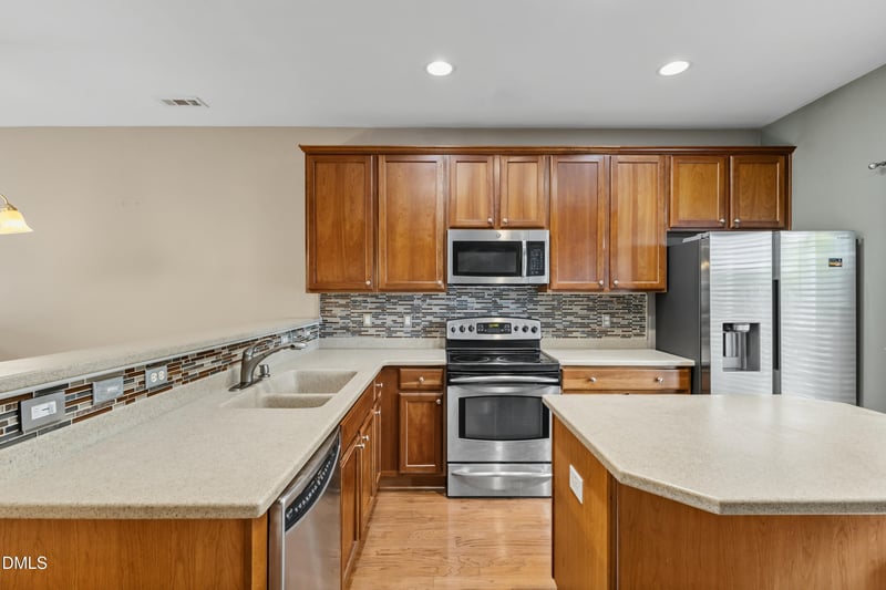 5023 Cary Glen Blvd, Cary, NC 27519