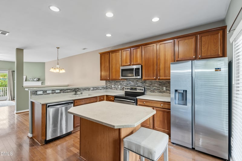 5023 Cary Glen Blvd, Cary, NC 27519