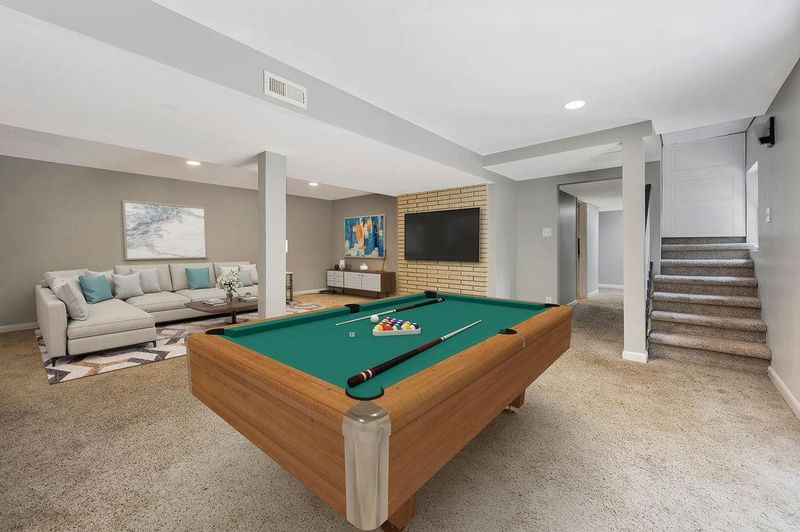 5023 Kaplan Dr, Raleigh, NC 27606
