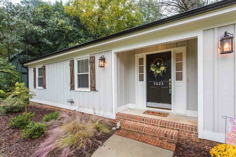 5023 Wickham Rd, Raleigh, NC 27606