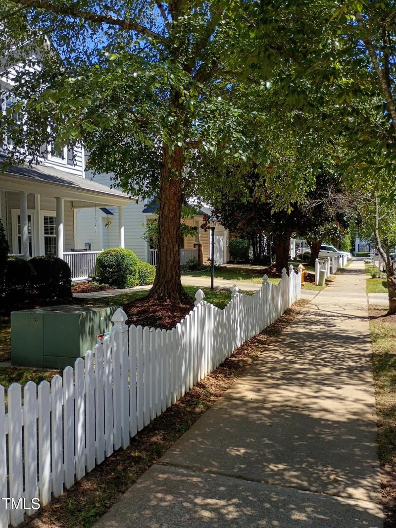 5024 Dawn Piper Dr, Raleigh, NC 27613