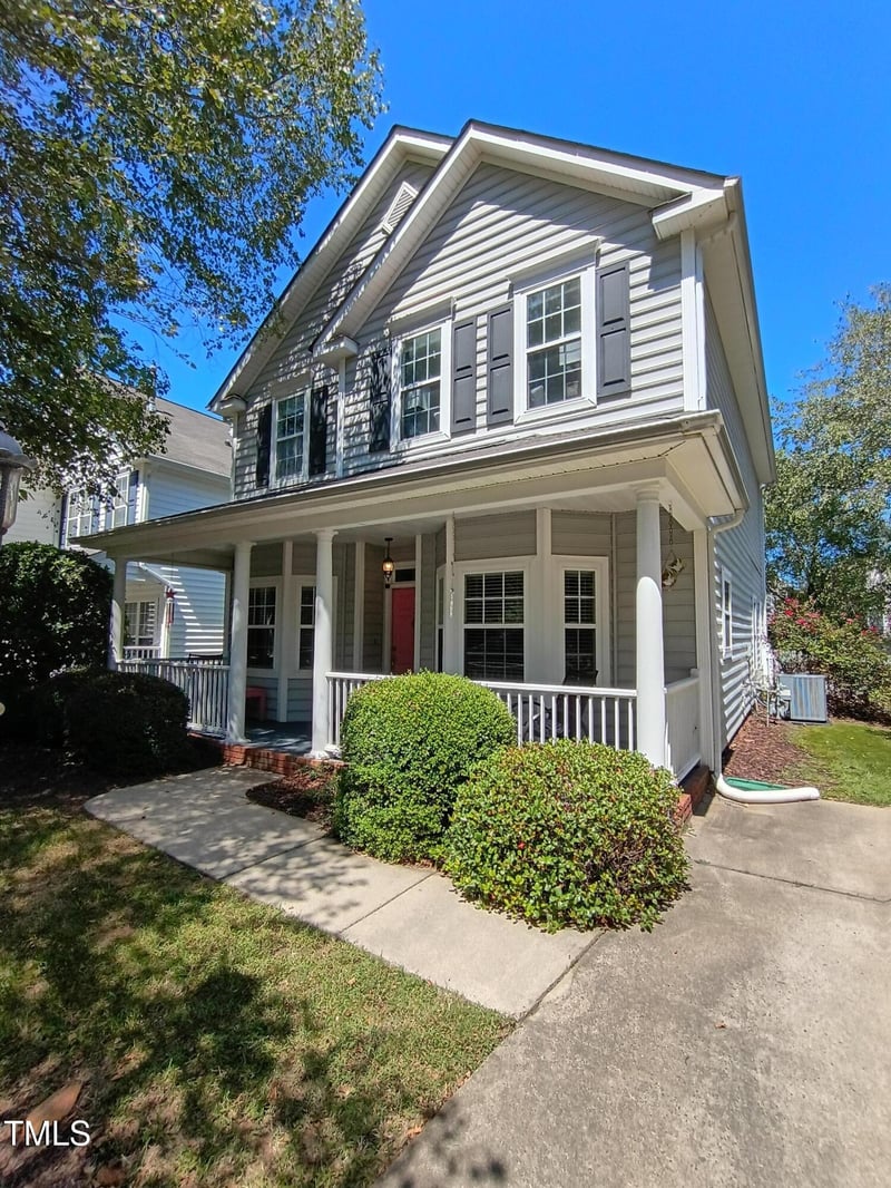 5024 Dawn Piper Dr, Raleigh, NC 27613