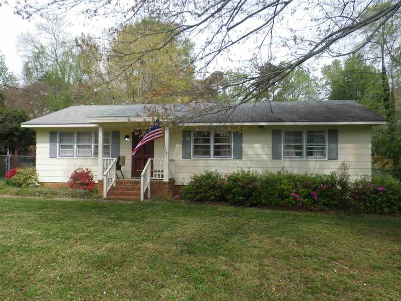 5024 Wickham Rd, Raleigh, NC 27606