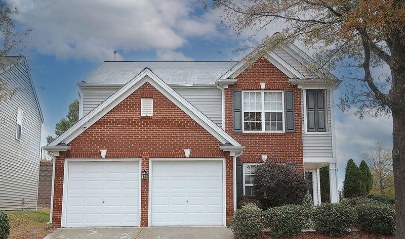 5025 Babbling Brook Dr, Raleigh, NC 27610