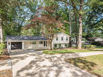 5025 Quail Hollow Dr, Raleigh, NC 27609