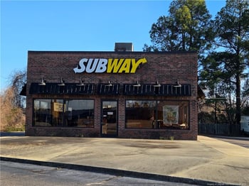 5025 Santa Fe Dr, Fayetteville, NC 28303