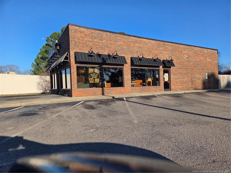 5025 Santa Fe Dr, Fayetteville, NC 28303