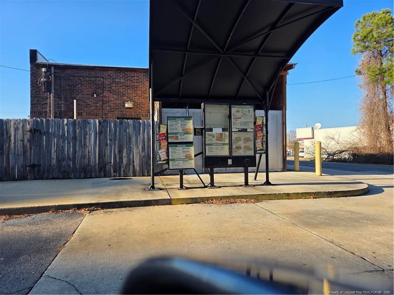 5025 Santa Fe Dr, Fayetteville, NC 28303