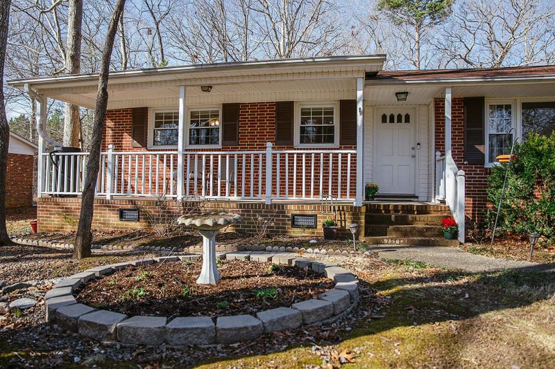 5027 Autumn Dr, Durham, NC 27712