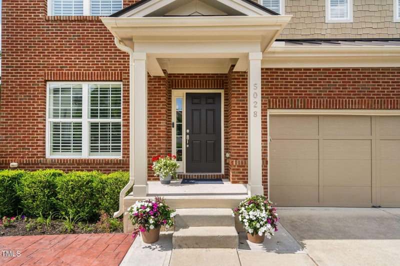 5028 Blue Jack Oak Dr, Cary, NC 27519