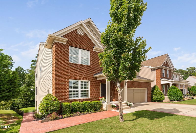 5028 Blue Jack Oak Dr, Cary, NC 27519