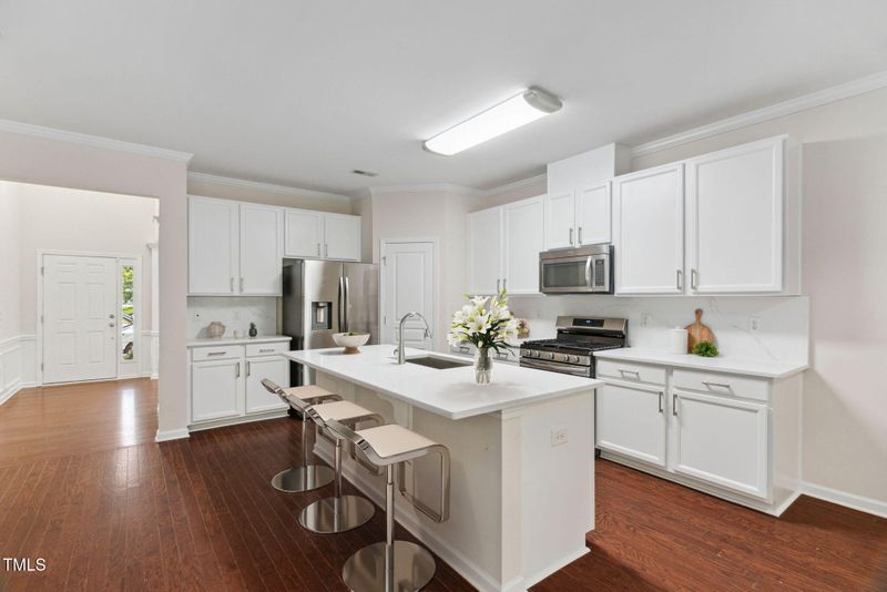 5028 Blue Jack Oak Dr, Cary, NC 27519