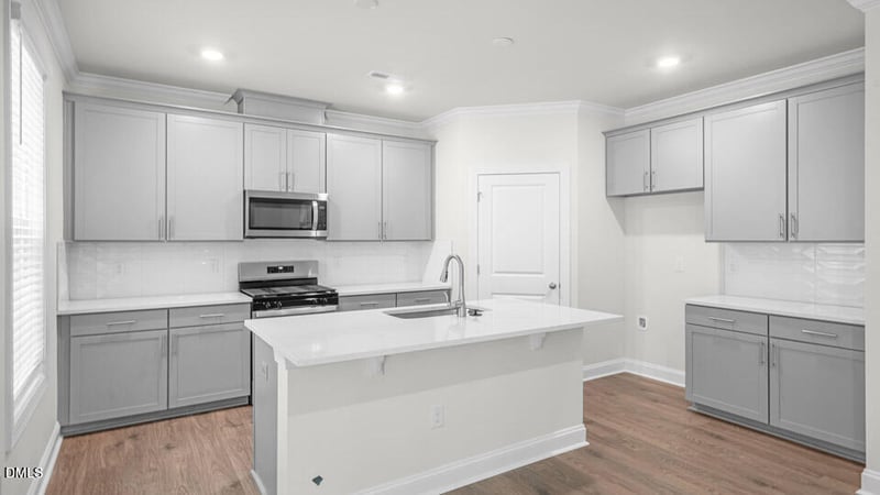 5028 Dezola St, Apex, NC 27539