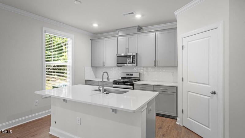 5028 Dezola St, Apex, NC 27539