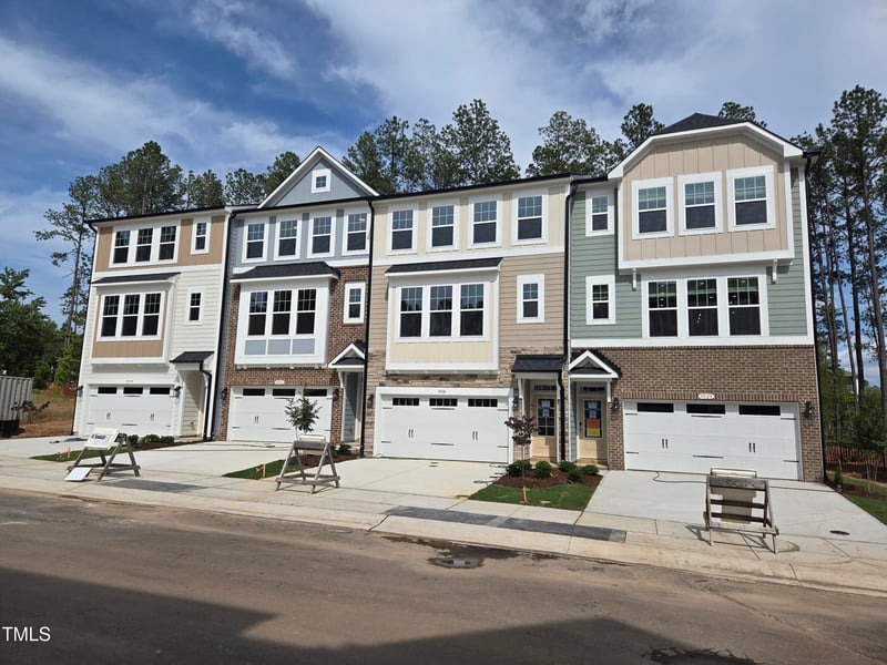 5028 Jowetts Walk Dr #24, Cary, NC 27519