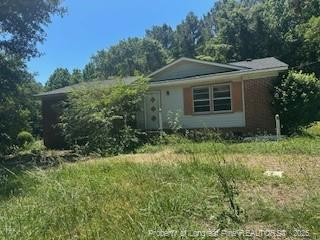 5028 Valley View Dr, Sanford, NC 27330