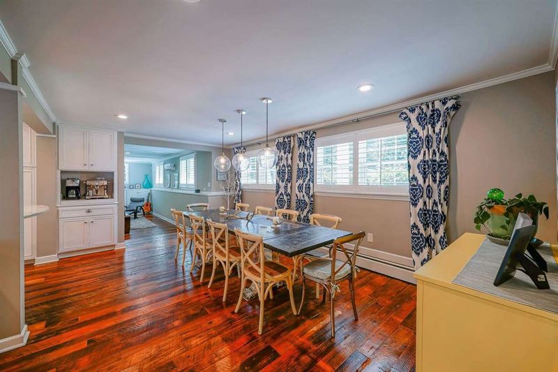 5028 Yadkin Dr, Raleigh, NC 27609