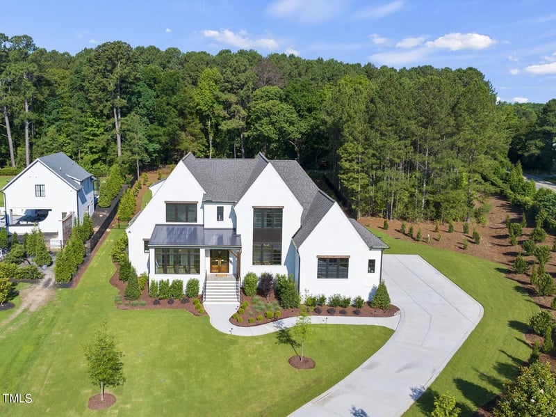 5029 Avalaire Pines Dr, Raleigh, NC 27614