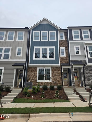 5029 Jowetts Walk Dr, Cary, NC 27519