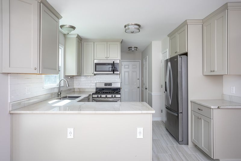 5029 Knightsbridge Way, Raleigh, NC 27604