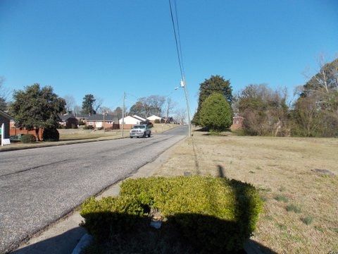 503 Beech St, Goldsboro, NC 27530