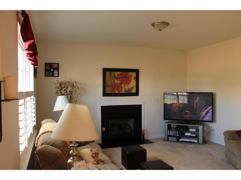 503 Blue Lake Dr, Mebane, NC 27302