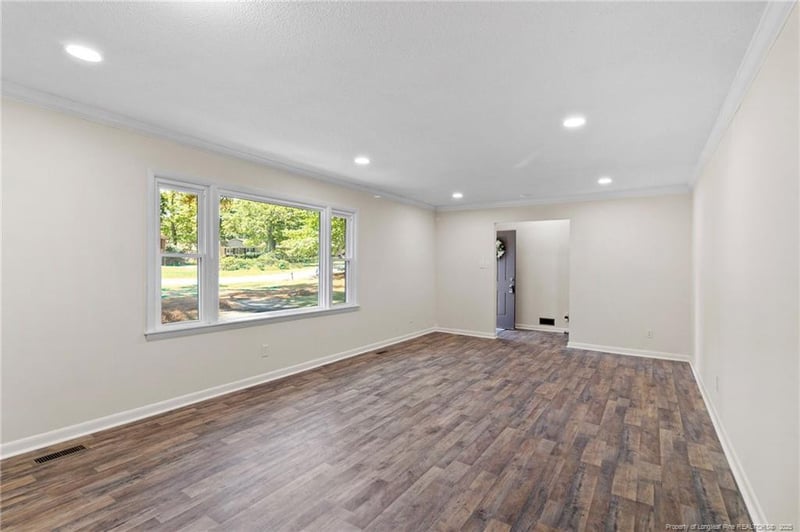 503 Bobwhite Ct, Fayetteville, NC 28303