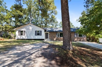 503 Bobwhite Ct, Fayetteville, NC 28303