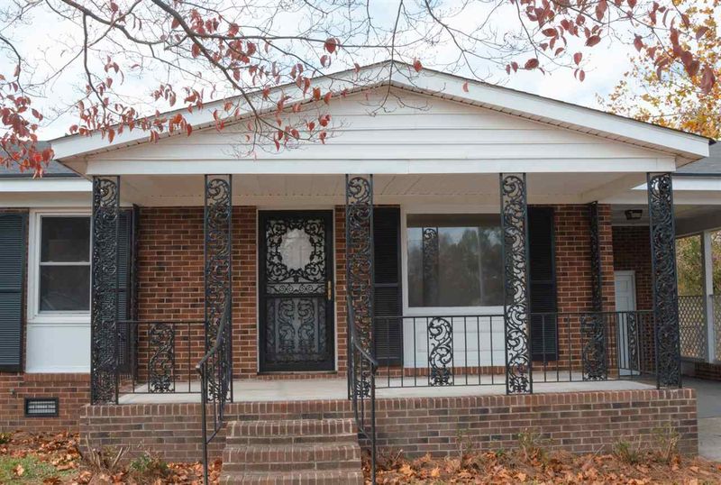 503 Boling St, Clayton, NC 27520