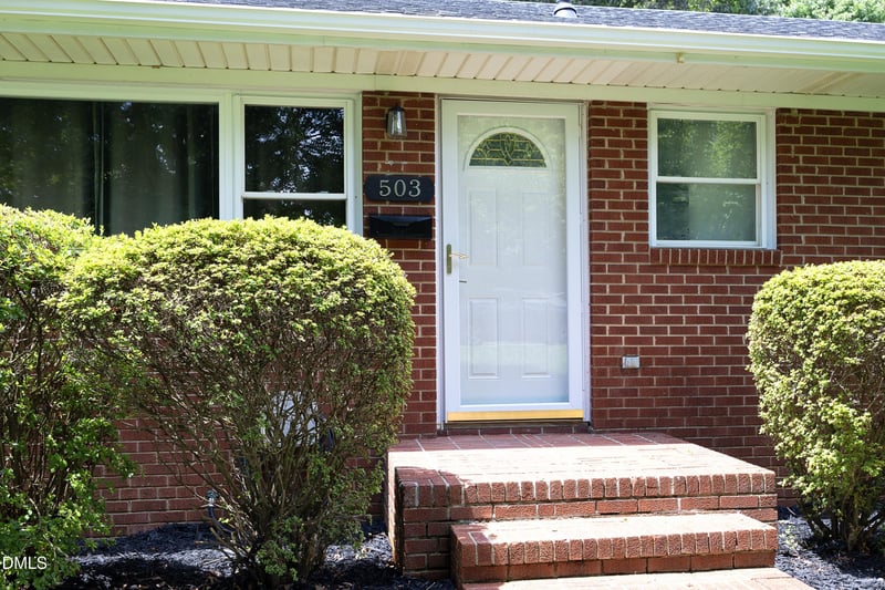 503 N Carr St, Mebane, NC 27302