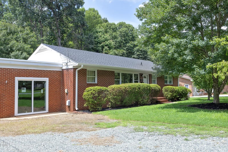 503 N Carr St, Mebane, NC 27302