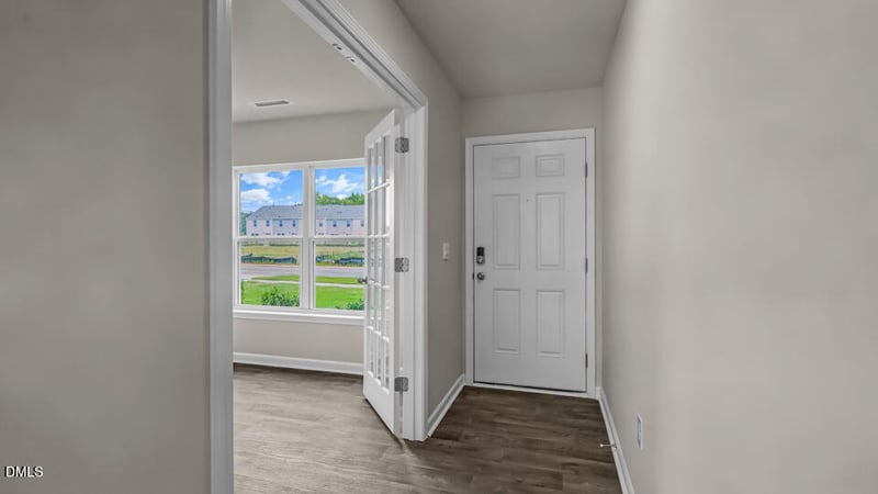 503 Chestnut Oak Dr, Sanford, NC 27332