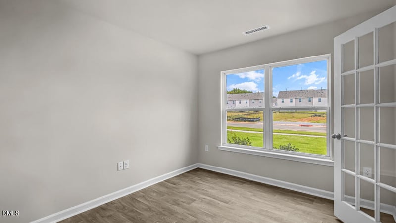 503 Chestnut Oak Dr, Sanford, NC 27332