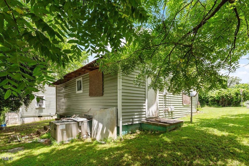 503 Edwards Dr, Chapel Hill, NC 27516