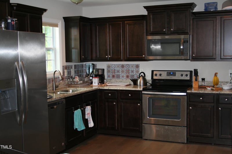 503 Franklin Dr, Sanford, NC 27330